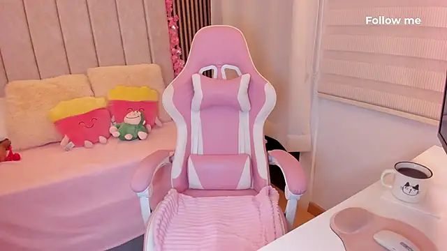 tamy xoo online show from April 27, 5:43 pm