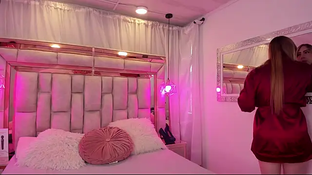 Katalina Evans online show from November 25, 11:12 am