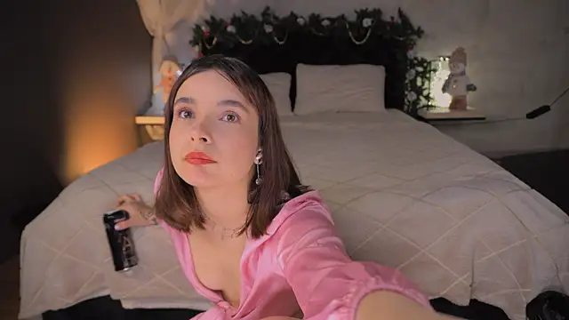 Bella Alita online show from December 19, 8:23 pm