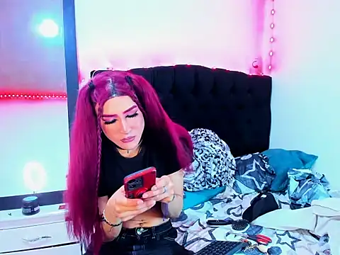 Snapshot of Georgina_Giio chatting on September 16, 4:04 pm Georgina Giio online show from September 16, 4:04 pm