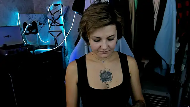 EvaBrownie online show from September 13, 12:46 pm