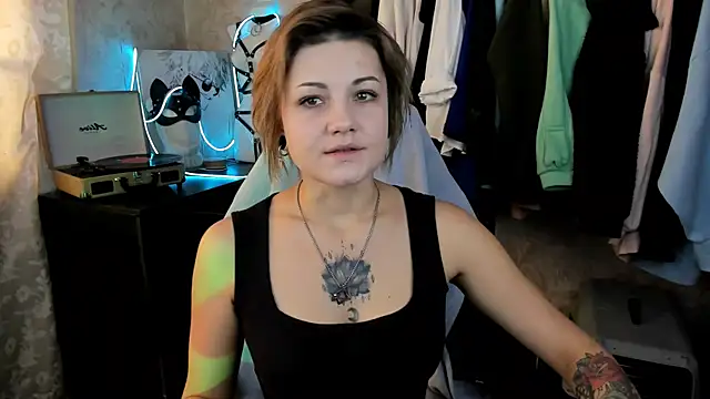 EvaBrownie online show from September 20, 10:46 am