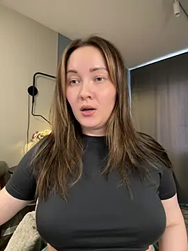 Kiss My Body online show from June 18, 5:29 pm