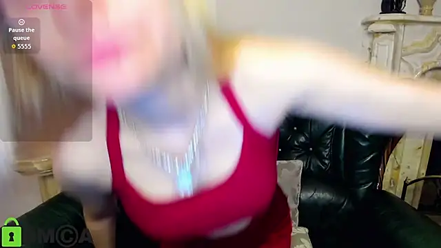 HillEva online show from October 19, 7:21 am