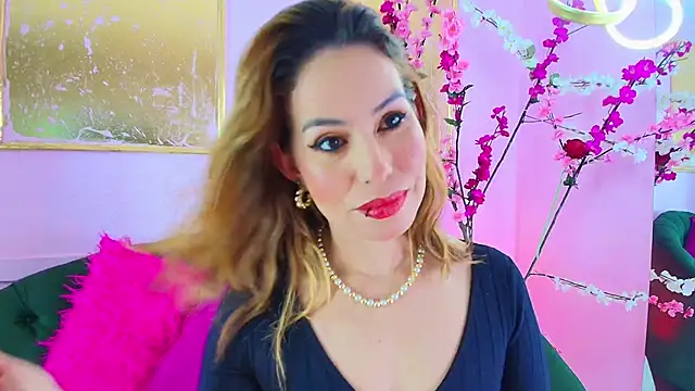 scarlette69 online show from December 21, 8:13 pm