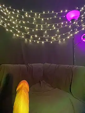 GoddessP online show from January 5, 6:00 pm