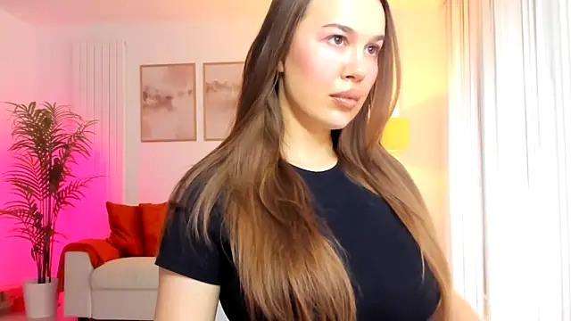 Snapshot of GoddessRoxana chatting on October 14, 10:51 am GoddessRoxana online show from October 14, 10:51 am
