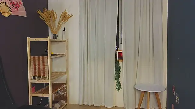 too sexxxy online show from March 6, 1:39 pm