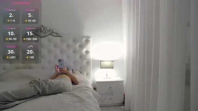 AlysiaBright online show from February 26, 5:01 pm