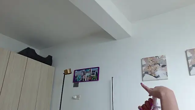 Andrewine89 online show from April 8, 10:01 pm