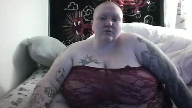 CorgiGodez98 online show from March 19, 9:46 am