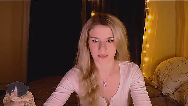 Melissa smith  online show from December 1, 10:34 pm