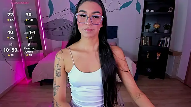 Dana Paula online show from November 2, 4:43 pm