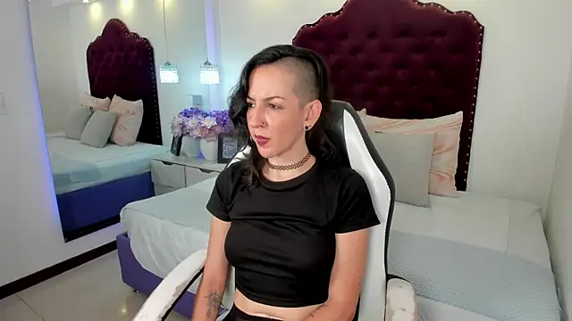 Snapshot of ana_liebert chatting on September 9, 4:51 pm ana liebert online show from September 9, 4:51 pm