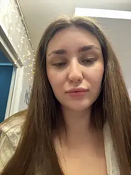 KiraBarlows online show from March 13, 8:21 pm