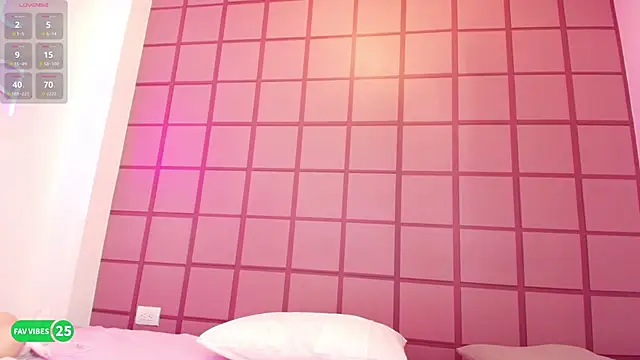 LissMonroe online show from November 19, 10:48 am