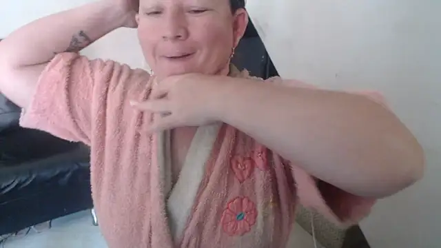 Snapshot of Yohis_Kiut25 chatting on September 11, 8:09 pm Yohis Kiut25 online show from September 11, 8:09 pm