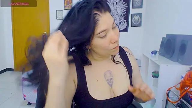 sharonnleon online show from March 6, 8:04 pm