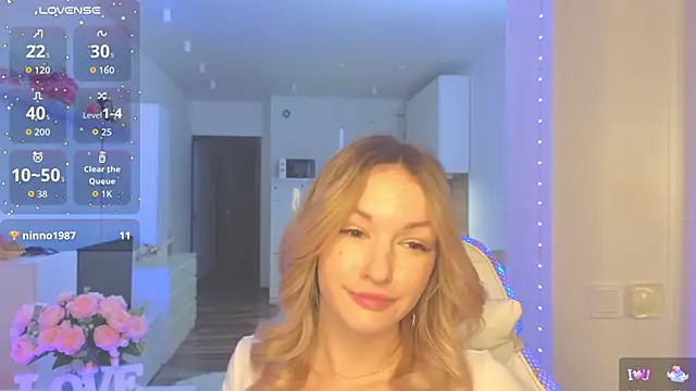 MargaretSweet1 online show from October 6, 12:38 am