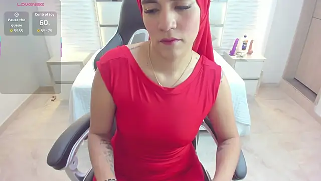 Snapshot of Zulema_hamdi chatting on October 12, 1:13 pm Zulema hamdi online show from October 12, 1:13 pm