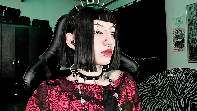 roxy toxic online show from February 5, 1:08 am