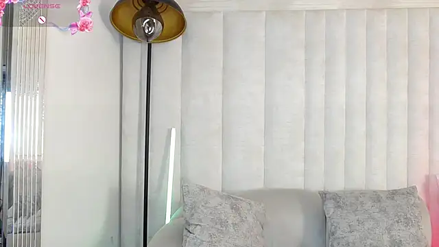 Snapshot of im_helina chatting on October 2, 12:10 pm im helina online show from October 2, 12:10 pm