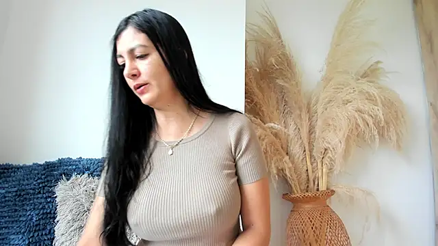 Snapshot of sofhia_daniels chatting on October 8, 1:59 pm sofhia daniels online show from October 8, 1:59 pm