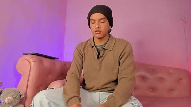 DanteAndKyle online show from November 17, 12:00 am