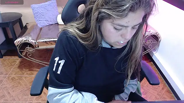 Kitten Cam online show from October 8, 5:23 am