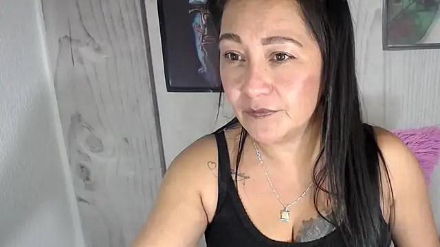 JULIANAWET69 online show from November 2, 3:54 am