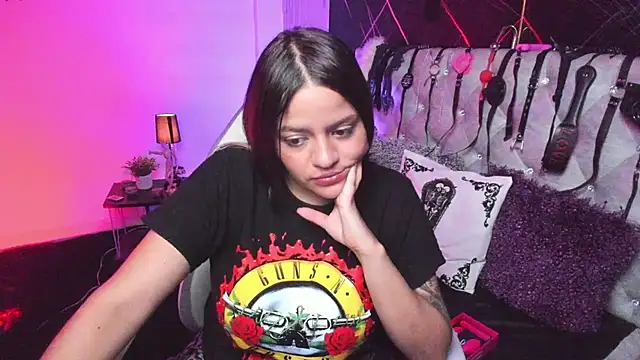 victoria  floyd online show from June 5, 3:10 am