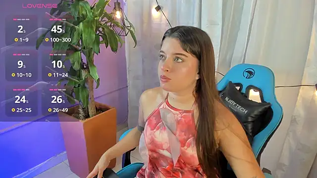Lia little18 online show from June 4, 10:25 pm