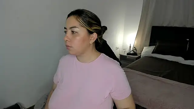 brithany olson25 online show from March 28, 2:22 am