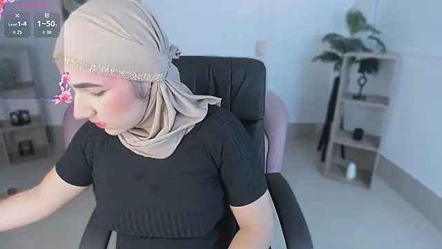 Ayha khalaf online show from November 18, 1:28 am