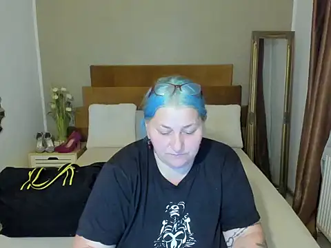 mayamayx online show from July 15, 8:57 pm