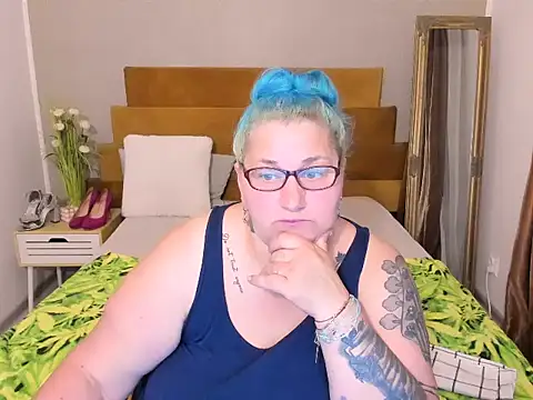 mayamayx online show from July 20, 4:20 pm