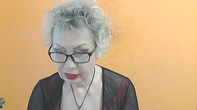 NessyJenixs online show from February 26, 8:24 am