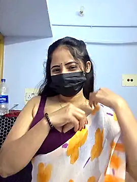 Snapshot of Hot_honey77 chatting on September 20, 5:55 pm Hot honey77 online show from September 20, 5:55 pm