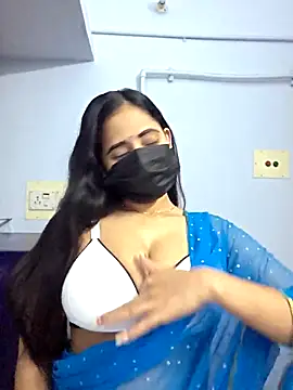 Snapshot of Hot_honey77 chatting on October 13, 5:59 pm Hot honey77 online show from October 13, 5:59 pm