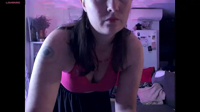 AdorahB3ll3 online show from October 19, 7:16 pm