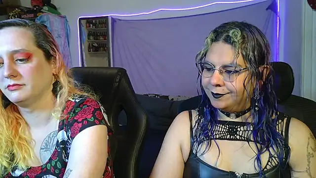 Evelan420 online show from March 19, 12:15 am