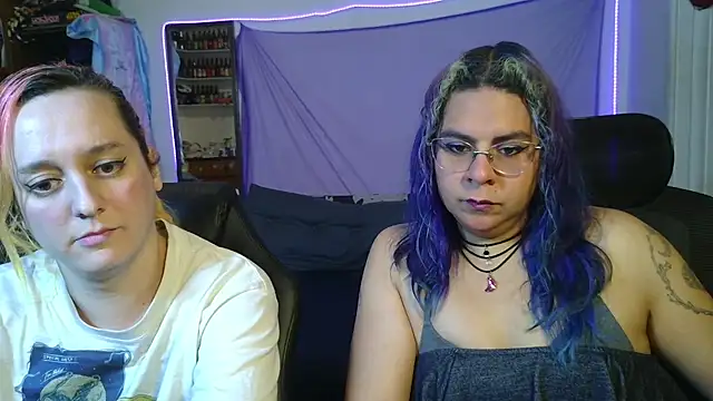 Evelan420 online show from March 9, 8:12 pm