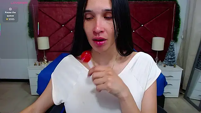 victoria adams07 online show from December 15, 8:14 pm