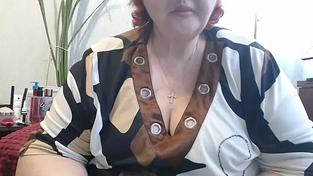 DeniseeRosea online show from April 6, 7:53 am