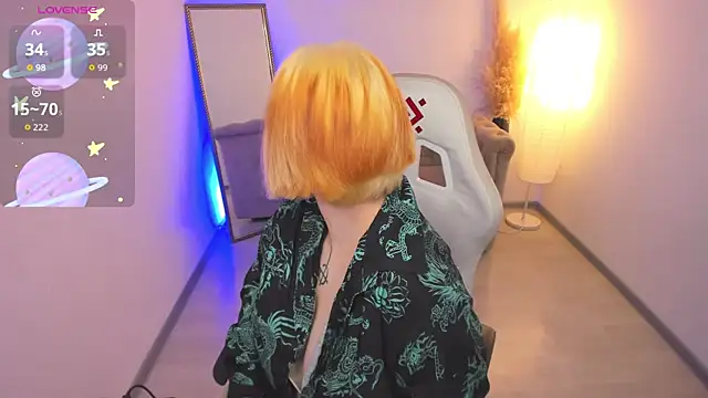 Manic pixie  online show from April 2, 3:53 pm