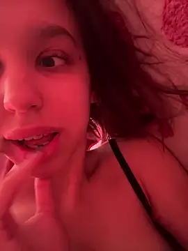 SandraTucker online show from February 20, 6:37 am