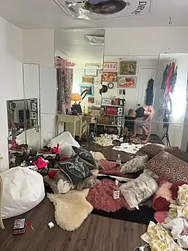 I am babydoll online show from February 20, 12:39 pm