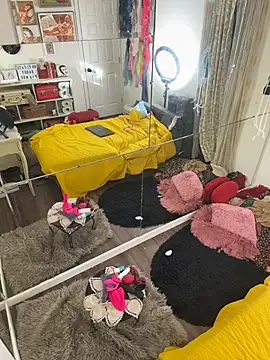 I am babydoll online show from February 18, 3:55 pm