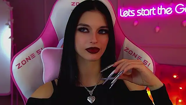 BeverlyMost online show from December 20, 7:23 am