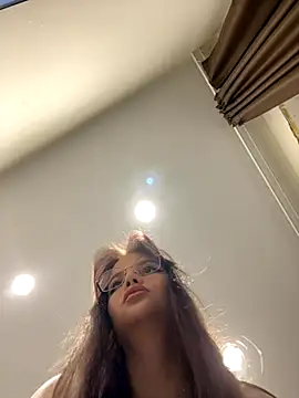 Snapshot of SamanthaHolt chatting on October 6, 9:19 pm SamanthaHolt online show from October 6, 9:19 pm